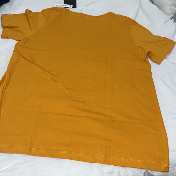 🔥LAST ONE🔥🧡CONVERSE VNECK TEE🧡 - Picture 4 of 5